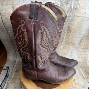 Source Unknown Brown Heeled Boots